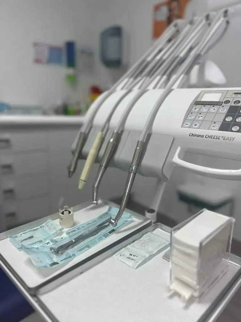 clinica dental en torremolinos carrefour